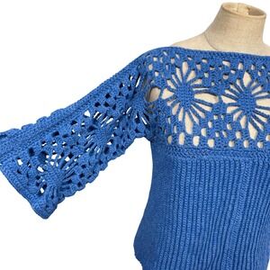 Women M Blue Crochet Starburst Knit‎ Sweater Top 3/4 Bell Sleeve Boho Fit Retro